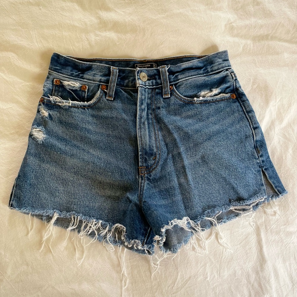 Classic blue Abercrombie and fitch denim shorts